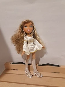 Bratz Costume Festa Yasmin Angelo Ali Bianche Bambola MGA Intrattenimento - Foto 1 di 9