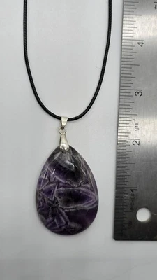  Beautiful Chevron Amethyst Pendant w 20in leather necklace - Image 1 of 4