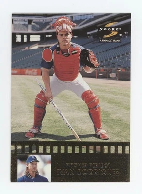 1997 Score Ivan Rodriguez / Randy Johnson #5 Texas Rangers / Seattle Mariners Z2 - Image 1 of 2