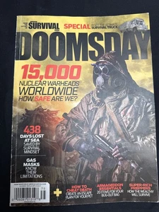 Doomsday Special Magazine – “15,000 Nuclear Warheads Worldwide” (2017) - Imagen 1 de 3