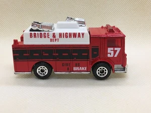 MACK  BRIDGE & HIGHWAY DEPT.  AUXILIARY POWER TRUCK  - 1997 Matchbox - Picture 1 of 9