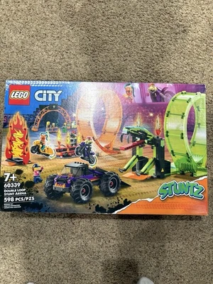 LEGO CITY: Double Loop Stunt Arena (60339) - Image 1 of 2