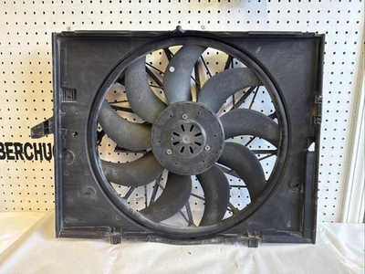 2008 BMW 528i Radiator Cooling Fan 600W Motor Assembly 1742-7543 282-03 OEM - Image 1 of 4