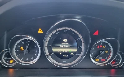Clase E 2013 velocímetro OE calibre panel 76 k millas Mercedes-Benz Foto 1 de 4