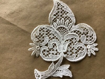 12 PIEZAS APLIQUES VINTAGE DE VENA DE ALGODÓN FLORAL NATURAL Foto 1 de 2