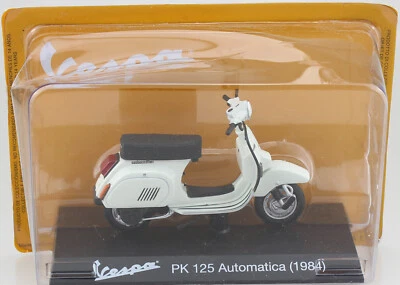 Vespa PK 125 Automatica 1984 1:18 Maisto / Welly Modell-Motorrad  - Bild 1 von 2