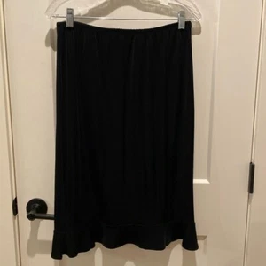 Chico’s Traveler Euro Rock. Schwarz. Chico’s Größe 1. 95% Acetat 5% Spandex - Bild 1 von 7