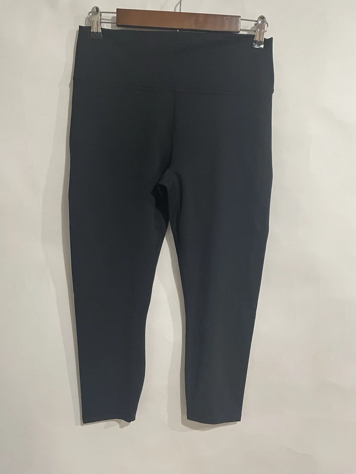 Power Hold Hecho por Fabeletics Crop-capri-s Negro Talla L Foto 1 de 4