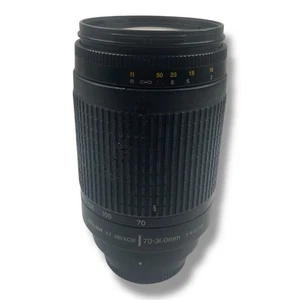 Nikon AF Nikkor 70-300mm f/4-5.6 G Telephoto Zoom Lens - Picture 1 of 6
