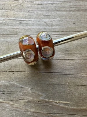 2 Trollbeads Chocolate Parrot Glass Beads Preowned - Image 1 of 4