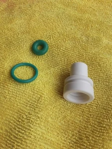 Ferrari208 308QV328 400 412 512BBi Mondial3.2 testarossa fueL Injector Bushing - Picture 1 of 3