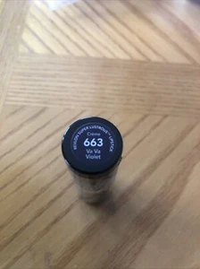 Lápiz labial Revlon Super Lustrous #663 Va Va violeta NUEVO Y SELLADO R - Imagen 1 de 3