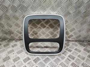 Renault Trafic MK3 2015-22 Vivaro B Dash Board Stereo Head Unit Surround Trim - Picture 1 of 14