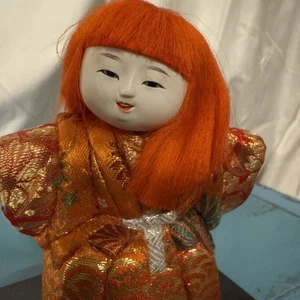 Japanische Kimono-Puppe mit Holzmaserung rot Kabuki Renjishi - Bild 1 von 9