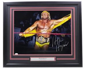 Hulk Hogan Signed Framed 16x20 WWE Title Belt Wrestling Photo JSA - Picture 1 of 4
