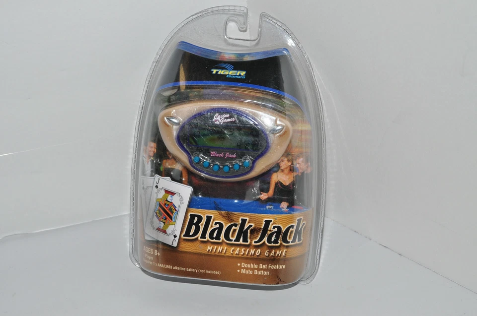 Black Jack Mini Casino Game Handheld Electronic Tiger Hasbro 2002 No 59230