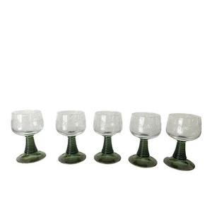VINTAGE MID CENTURY RETRO WINE GLASSES GRAPEVINE GREEN STEM - Picture 1 of 7