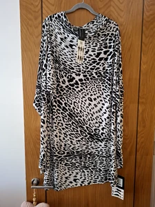 Normakamali Designer  - Black and white Leopard Print Body Con Dress - Picture 1 of 4