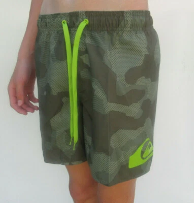 QUIKSILVER SIGNAGE [ GR. XS ] HERREN BADESHORT BADEHOSE GRÜN CAMOUFLAGE NEU OVP - Bild 1 von 4