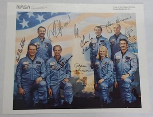 FOTO FIRMADA DEL TRANSBORDADOR ESPACIAL TRIPULACIÓN VUELO ORBITAL 51-D 8X10 JSA LOA AUTOGRAFIADA - Imagen 1 de 4