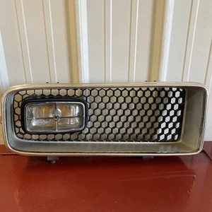 1974 PONTIAC GTO VENTURA RH PARKING LIGHT GRILLE ASSEMBLY - Picture 1 of 11
