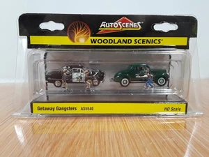 HO Scale Woodland Scenics AutoScenes AS5540 Getaway Gangsters Sealed - Picture 1 of 2