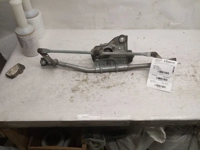 Windshield Wiper Motor Fits 13-19 TAURUS 2986514 - Image 1 of 4