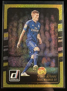 Toni Kroos Gold Parallel Real Madrid Soccer 2016-17 Card - Picture 1 of 3
