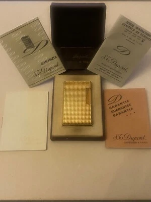 Accendino S.T. Dupont placcato oro - Ligne 1- T5CF40 motivo diamantato, funziona - Immagine 1 di 4