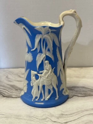 Jarra Parian Samuel Alcock Relieve Azul y Blanco Palmeras Camello Foto 1 de 4