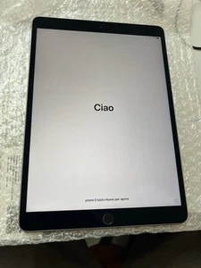 iPad Pro 10.5 64GB Wi-Fi + Cellular  Anno 2017  Usato Ottime Condizioni - Foto 1 di 6