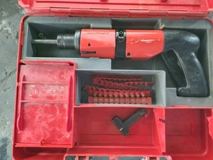 Hilti Bolzenschussgerät DX 400 - Bild 1 von 3