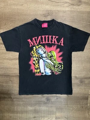 Camiseta Mishka MNWKA x Lamour Supreme New York Cyco Necro Rara 20x28 Mediana Foto 1 de 4