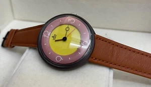 LORUS Unisex Watch 34mm Leather Band Red Sekunden-Zeiger Retro 80er Years - Picture 1 of 5
