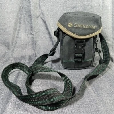 Samsonite Camera Bag Snap-Belt Loop & Shoulder Strap Zip-Front Pocket 6x4x3 inch - Image 1 of 4