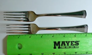 Lenox 18/10 Edelstahl Besteck Menge 2 Portola glänzend Salatgabeln 7 1/8" - Bild 1 von 4