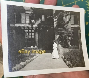 Original 1909 TAHOE TAVERN, Calfornia Pretty Woman Standing Near Entrance, Lake  - Picture 1 of 4