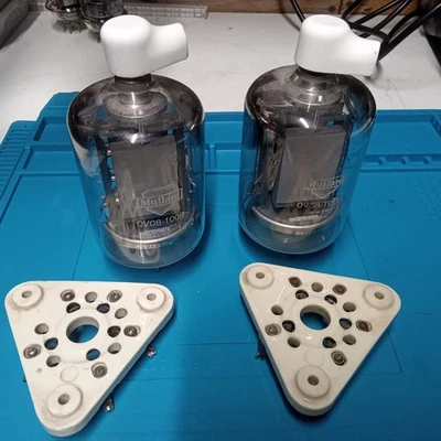 A Pair Of Mullard QV08 -100B  Valves Complete with Ceramic Bases And Caps - Image 1 of 3