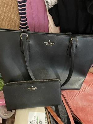 Kate Spade New York 黑色皮革内袋拉链托特包大号 — 第 1/4 张图片