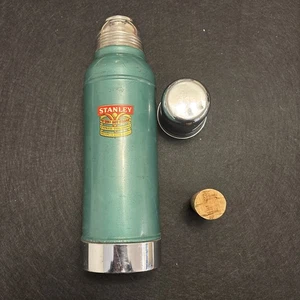 Vintage Stanley N944 Cork  Thermos With Cork - Super Vac 9-58 Date - Picture 1 of 5
