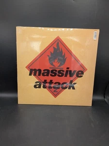 Vinyl Record Blue Lines By Massive Attack - Picture 1 of 2