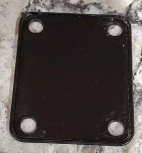 Junta de placa de cuello de guitarra Jackson PS4 1999 en negro - solo la junta - Imagen 1 de 5