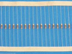 100 Kohleschichtwiderstände 75 Ohm / 0,25 W / 5% - Bild 1 von 1