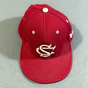 Under Armour South Carolina Gamecocks Baseball Cap Hat Fitted Size 7 1/2 UA504 - Picture 1 of 6