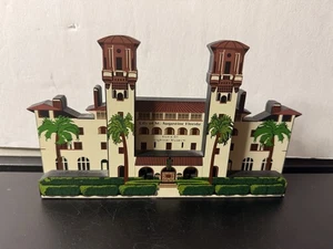 Sheilas Collectibles 2002 The Lightner Museum Wood Figure Building St. Augustine - Picture 1 of 3
