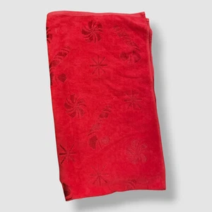 Martha Stewart Collection Red Candy Cane Carved Bath Towel, 30" x 54" - Picture 1 of 3