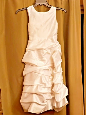 Cinderellas Closet Wedding Bridal White Dress Size 6-8 Elegant Simple Plain Gown - Image 1 of 4