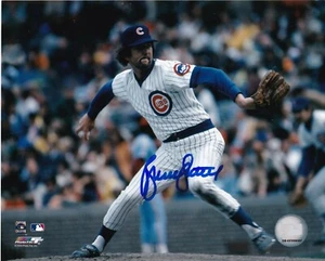 BRUCE SUTTER CHICAGO CUBS ACTION SIGNED 8x10 - Picture 1 of 1