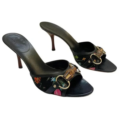 Gucci цветочный середины каблуки сандалии туфли 7 1/2 B женщина ткани сандалии - Изображение 1 из 4