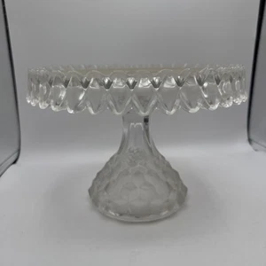 Vintage Fostoria amerikanisch kubistisch Standfuß Kuchenständer mit Rum Brunnen. 10"W 7,25"T transparent - Bild 1 von 5
